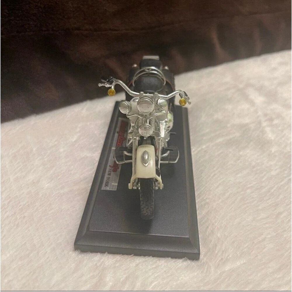 Harley Davidson Heritage Springer Motorcycle